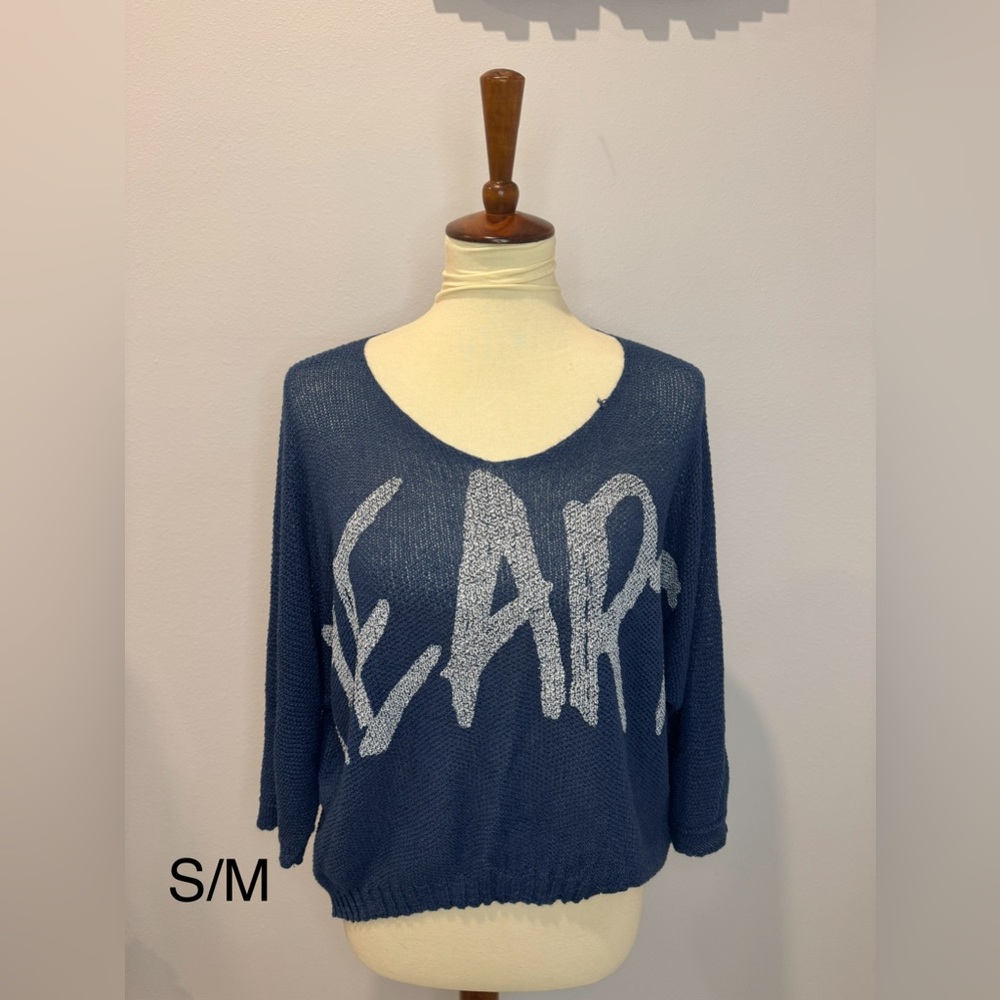 Avanti Navy Blue Graphic V-Neck Sweater